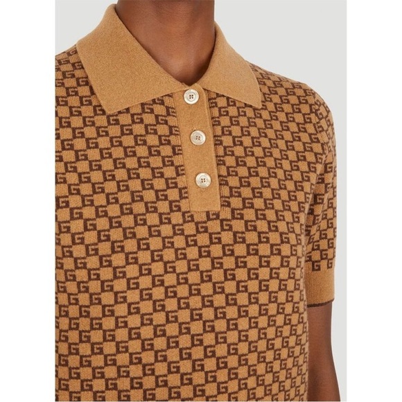 GUCCI Square G Knit Polo Shirt in Camel sz medium - Picture 4 of 12